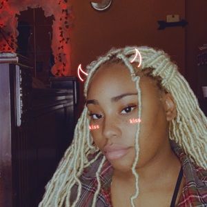 Meet your Posher, Ciara